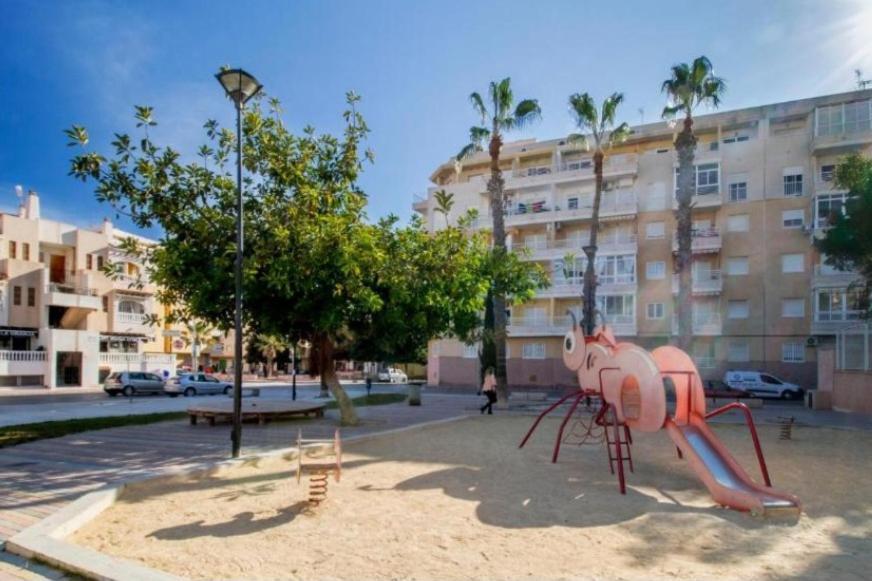 Apartamento Los Gases Torrevieja Zewnętrze zdjęcie